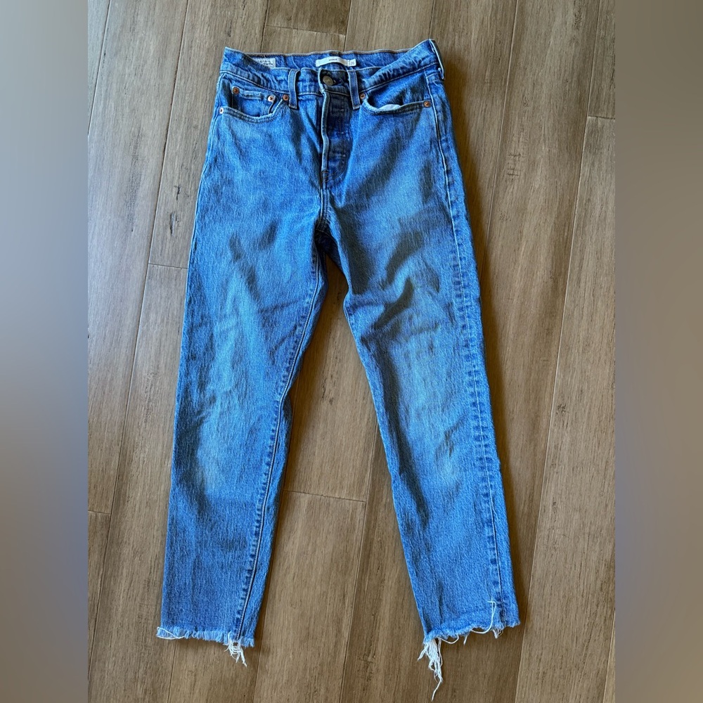 Levi's Wedgie Icon Jean - Picture 2 of 5